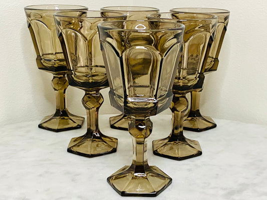 Vintage (Set of 6) Fosteria Virginia Tawny Brown Wine Goblet Glasses - Barware -  Colorful Vintage Glassware